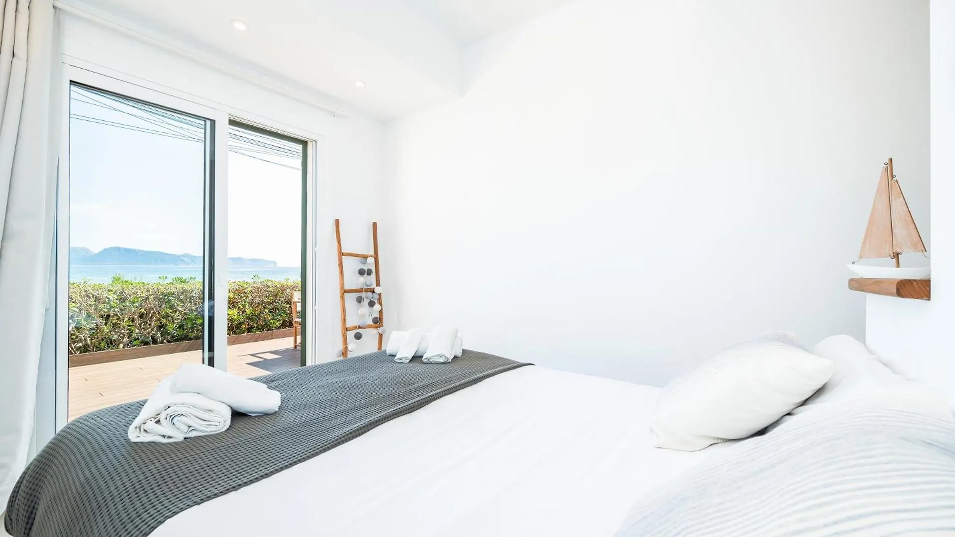 公寓 Sa Marina Beach House 阿尔库迪亚